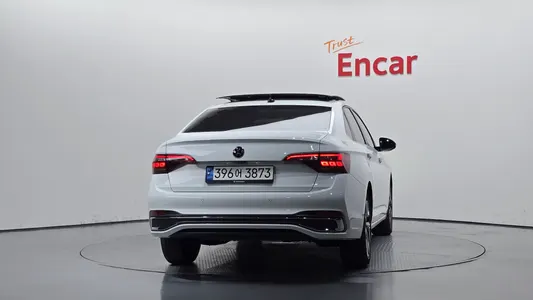 Volkswagen 7 1.5 TSI 2022 4