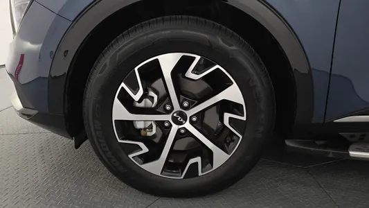 Kia 5 2WD 2023 5
