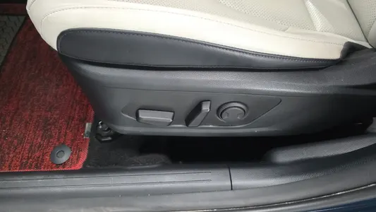 Kia 5 2WD 2023 33