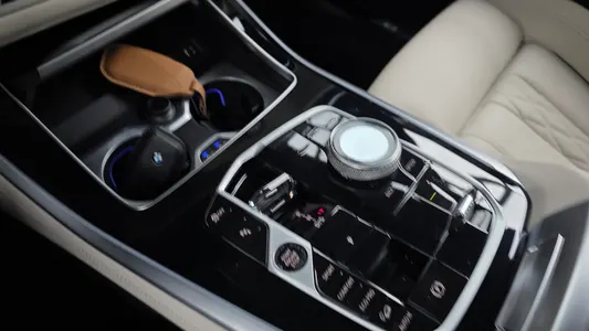 BMW X5 (G05) xDrive 40i M 2025 8