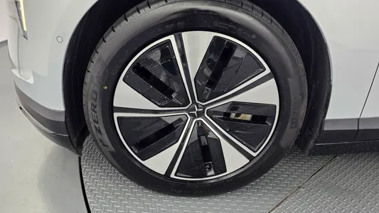 Polestar 4 2025 5