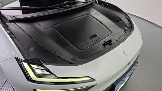 Polestar 4 2025 6