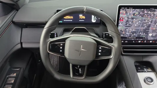 Polestar 4 2025 13