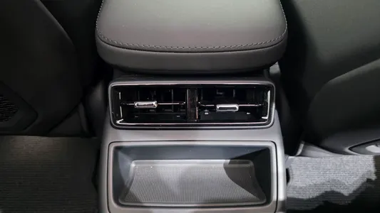 Polestar 4 2025 19