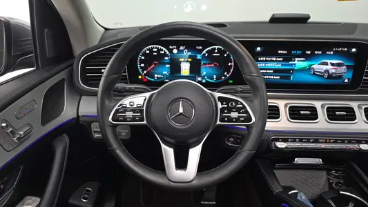 Mercedes-Benz GLE-Class W167 GLE300d 4MATIC 2021 14