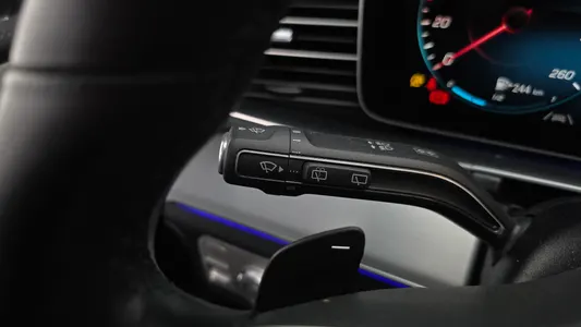 Mercedes-Benz GLE-Class W167 GLE300d 4MATIC 2021 35