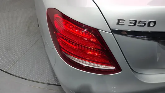 Mercedes-Benz E-Class W213 E300 AMG Line 2019 23