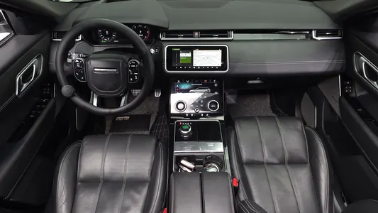 Land Rover 레인지로버 벨라 3.0 D300 R- HSE 2019 7