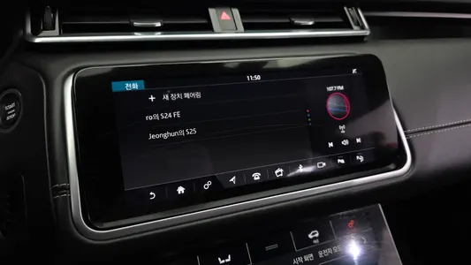 Land Rover 레인지로버 벨라 3.0 D300 R- HSE 2019 28