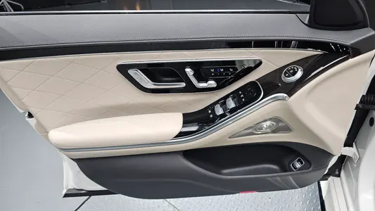 Mercedes-Benz S-Class W223 S500L 4MATIC 2023 24