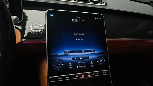 Mercedes-Benz S-Class W223 S580L 4MATIC 2021 17
