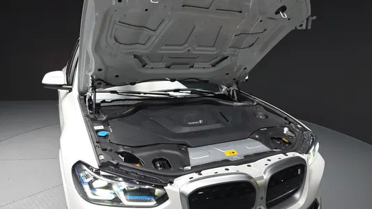 BMW iX3 M 2023 6
