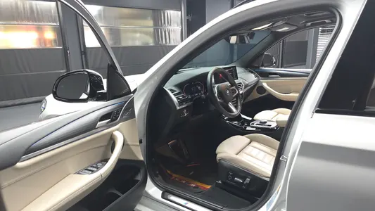 BMW iX3 M 2023 10