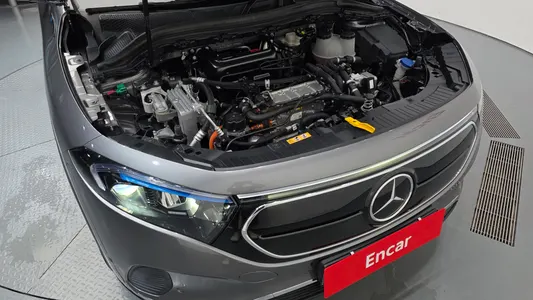 Mercedes-Benz EQA H243 EQA250 2021 6