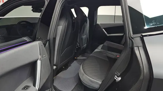 BMW iX xDrive45 M 2026 11