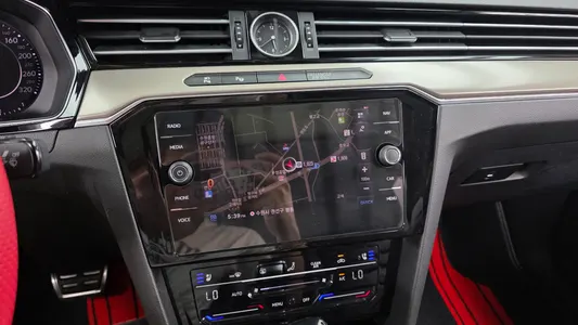 Volkswagen 아테온 2.0 TDI 2019 13