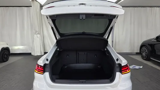 Volkswagen 아테온 2.0 TDI 2019 20