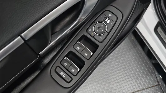 Hyundai (DN8) 2.0 2024 29