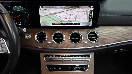 Mercedes-Benz E-Class W213 E250 2020 13