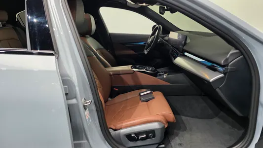 BMW 5 Series (G60) 530i xDrive M 2024 11
