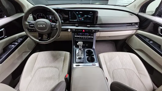 Kia Carnival 9 2022 7