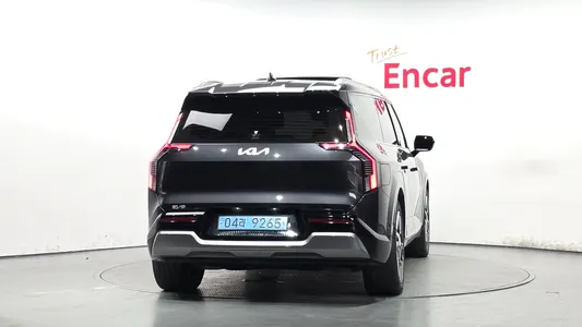 Kia EV9 4WD 2023 4