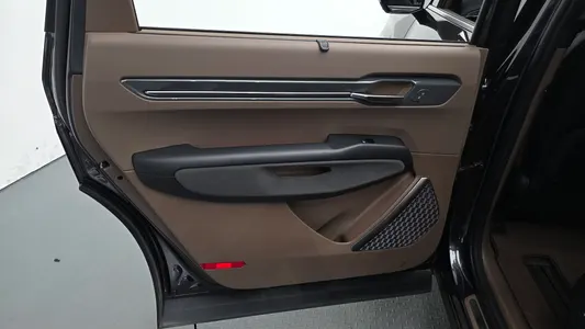 Kia EV9 4WD 2023 25