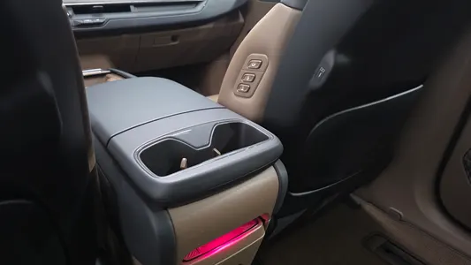 Kia EV9 4WD 2023 36