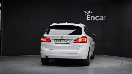 BMW 2 Series Tourer (F45) 2017 4