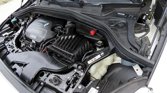 BMW 2 Series Tourer (F45) 2017 6