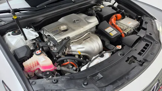 Lexus ES300h 2017 6