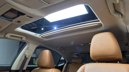 Lexus ES300h 2017 16