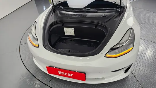 Tesla 3 AWD 2020 6