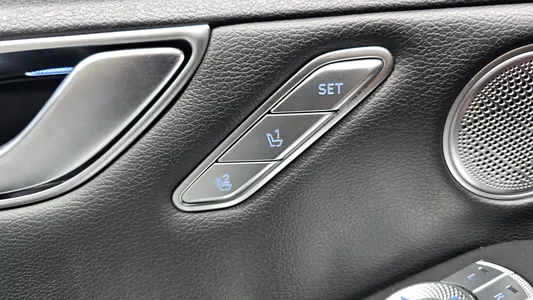 Genesis G80 (RG3) e-AWD 2022 30