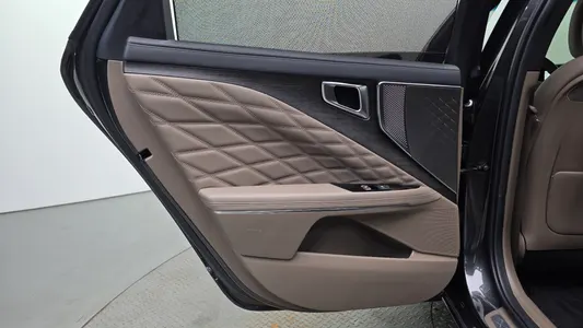 Kia K8 2022 25