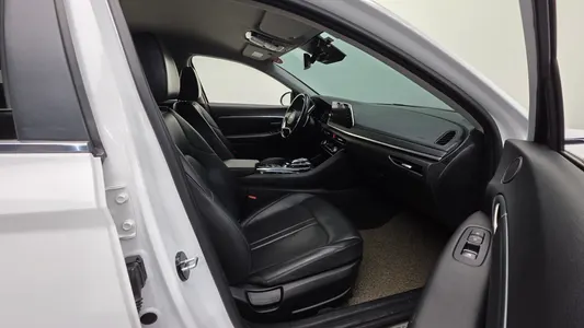 Hyundai (DN8) 2.0 LPG() 2019 10