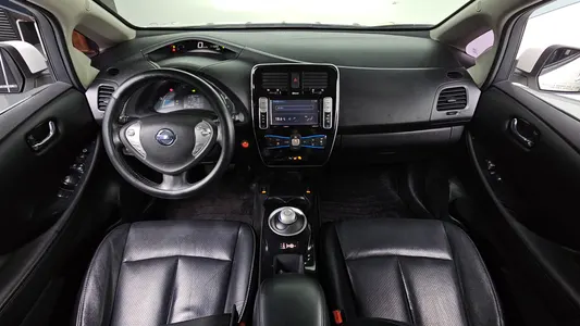 Nissan 리프 EV 2015 7