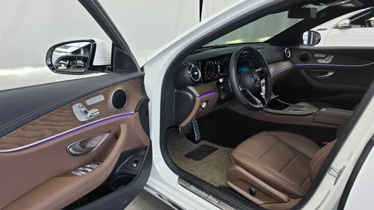 Mercedes-Benz E-Class W213 E250 2022 10