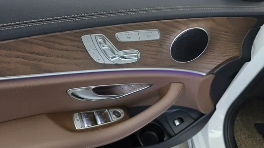 Mercedes-Benz E-Class W213 E250 2022 28