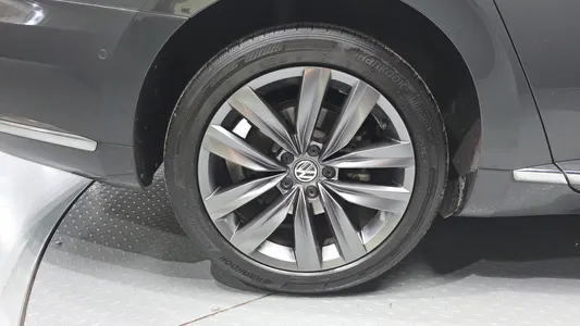 Volkswagen 아테온 2.0 TDI 2018 5