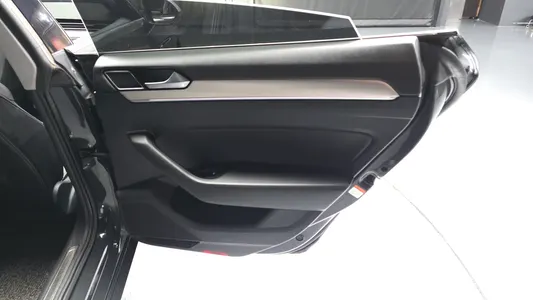 Volkswagen 아테온 2.0 TDI 2018 25