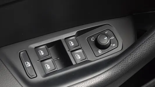 Volkswagen 아테온 2.0 TDI 2018 29