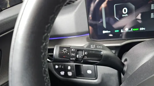 Kia 5 HEV 1.6 4WD 2025 31