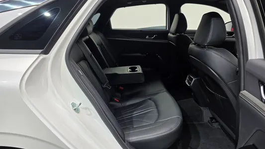Kia K5 3 2025 12