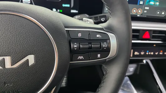 Kia K5 3 2025 27