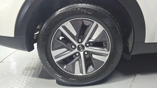 Kia 니로 1.6 HEV 2020 5