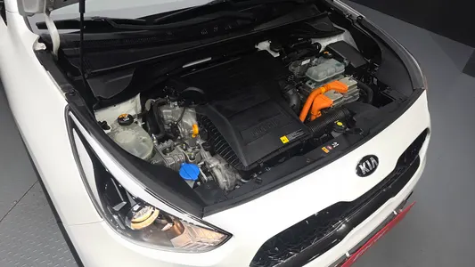 Kia 니로 1.6 HEV 2020 6
