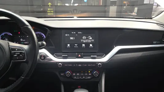 Kia 니로 1.6 HEV 2020 14