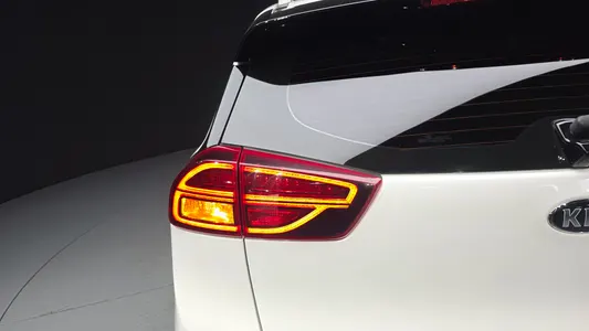 Kia 니로 1.6 HEV 2020 23