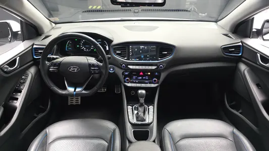 Hyundai 아이오닉 하이브리드 Q 2016 7